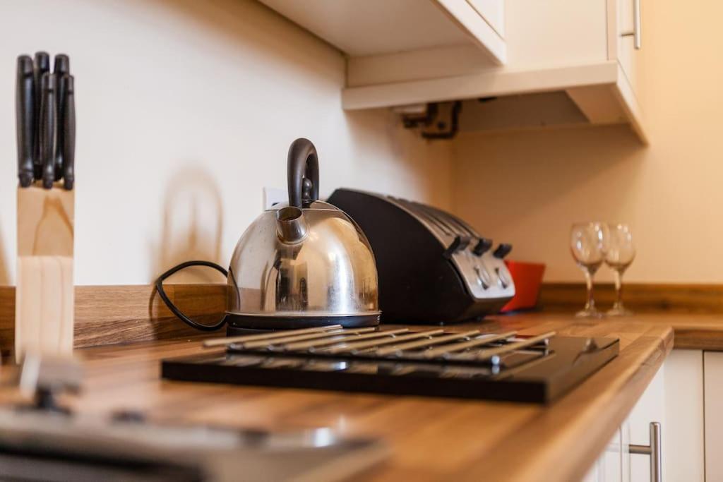 Fusilier Apartment Wrexham City المظهر الخارجي الصورة